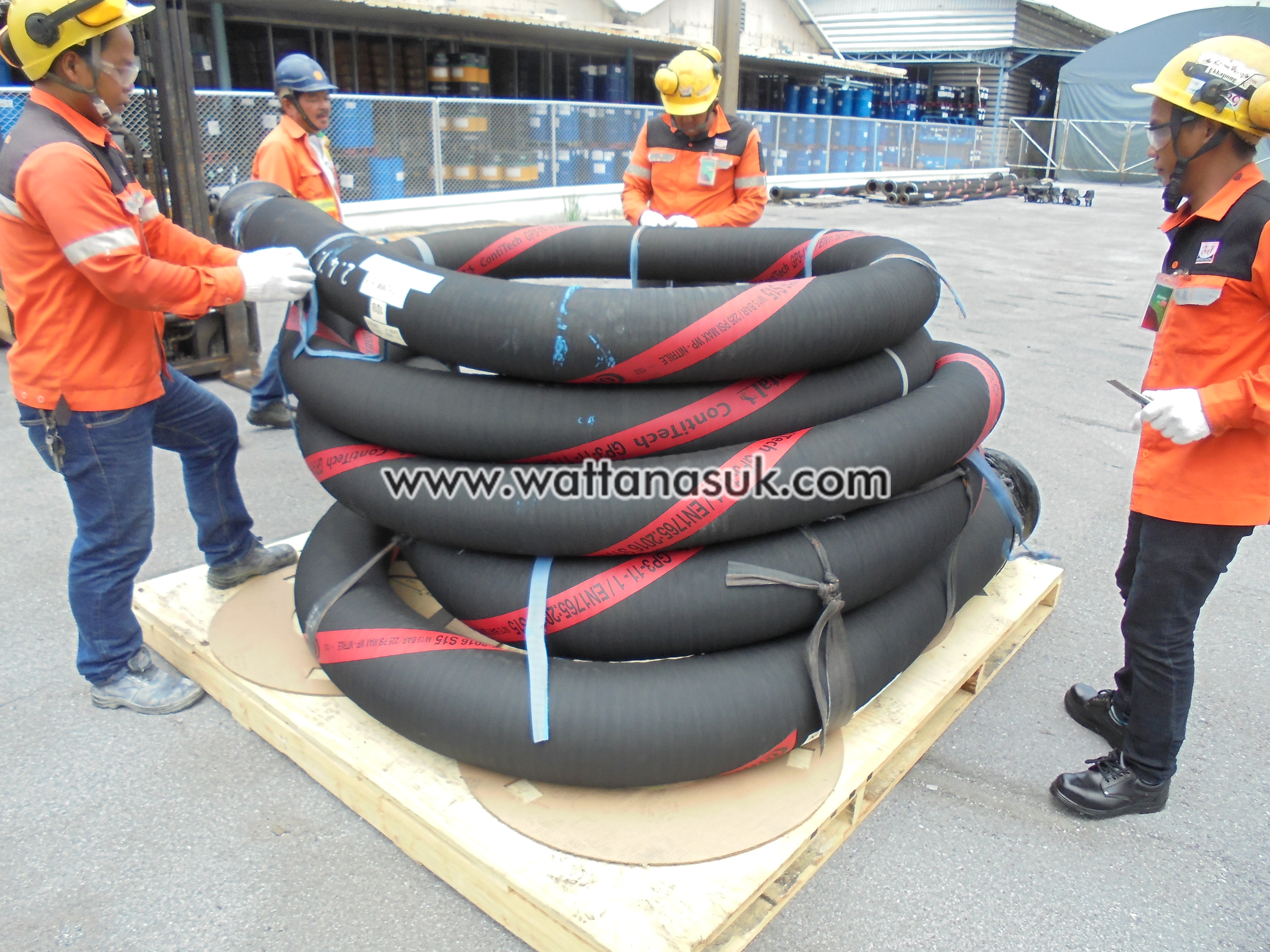 ส่งมอบ Dock Hose ให้กับคลังน้ำมันเชลล์ช่องนนทรี