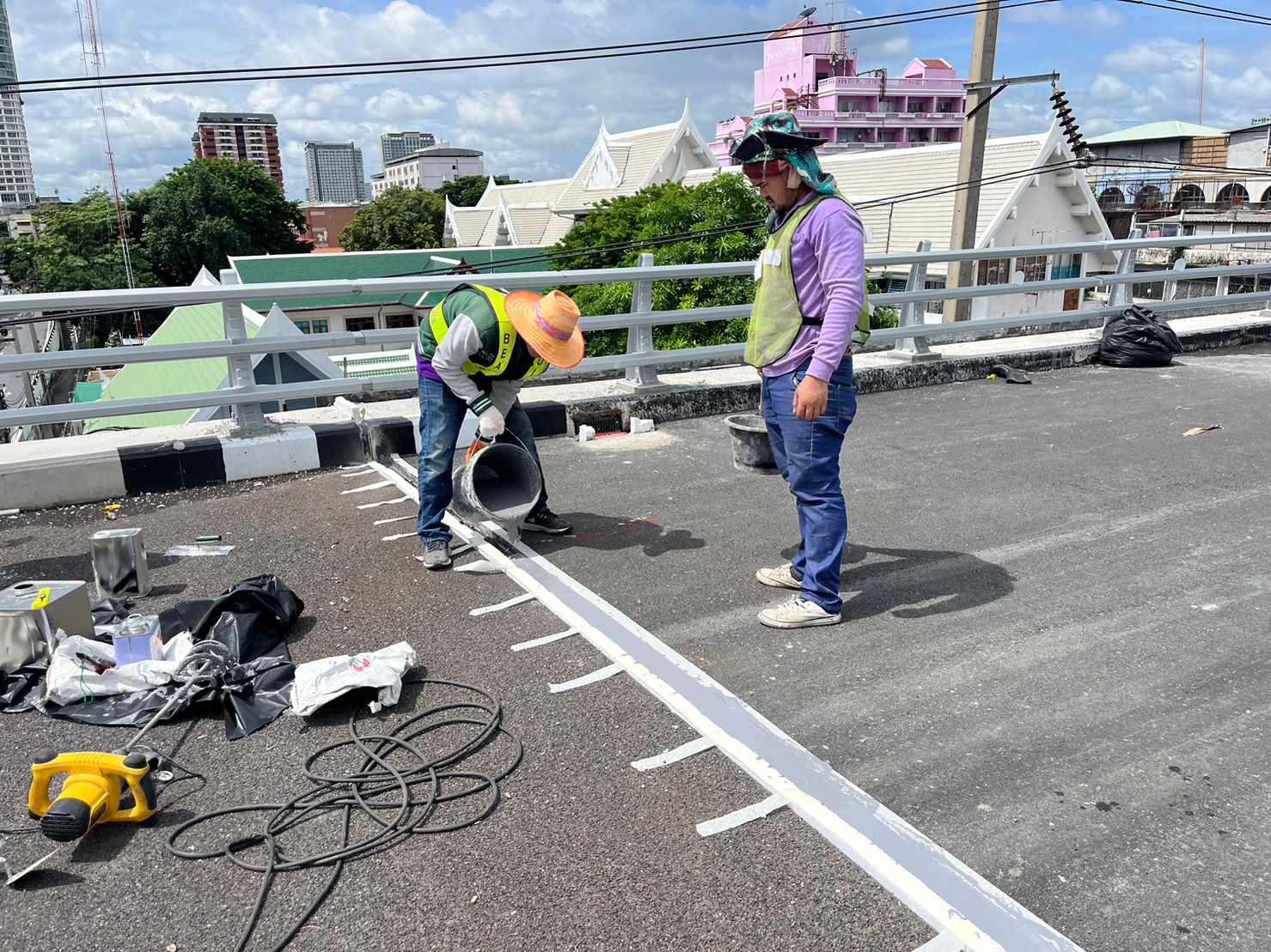 โครงการปรับปรุงสะพานข้ามแยกบางกะปิ(สะพานลาดพร้าว - เสรีไทย)